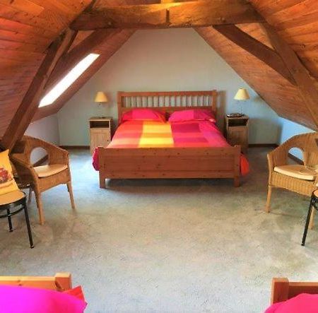 La Maison Tournesol - 3 Bedroom House With Large Garden Near Saumur Saint-Martin-de-la-Place Exterior foto
